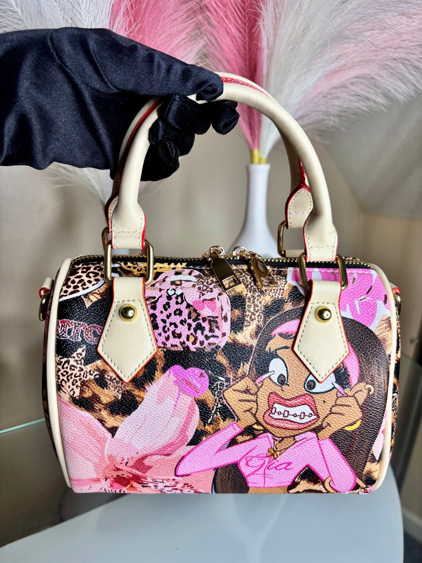ItGirl Pillow Bag